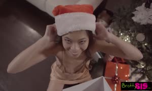 Bratty Sis - pecker In A vagina Christmas Present By freak
 StepBro S7:E12